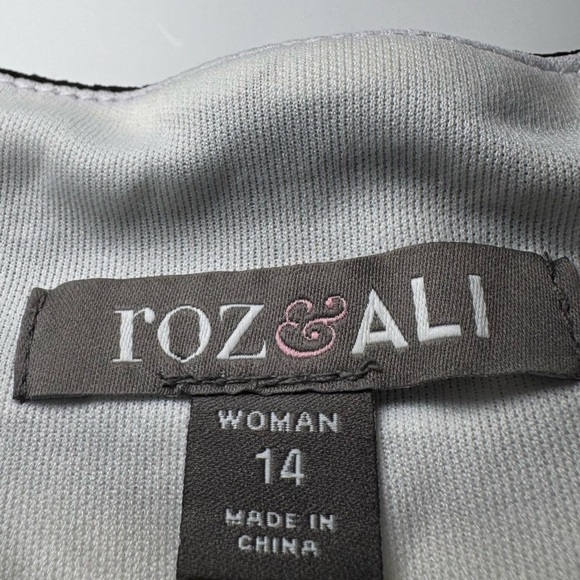 Roz & Ali sleeveless black and white dress size 14 - Picture 5 of 7